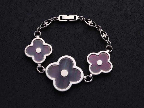 Pansy Breath / Pearl Black.(PB) / S-033-PB