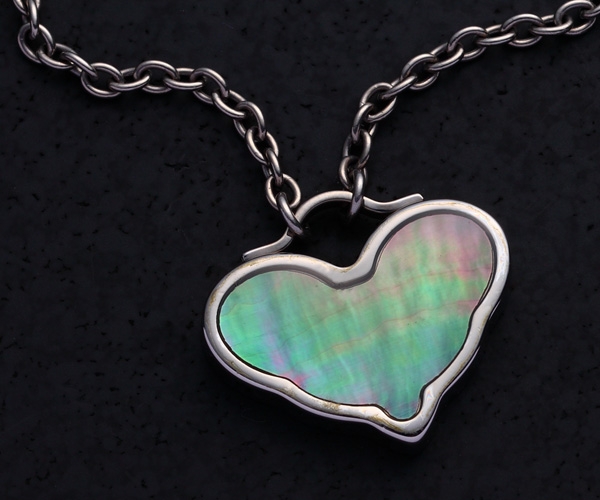 Shell Heart / Pearl Black.(PB) / S-035-PB